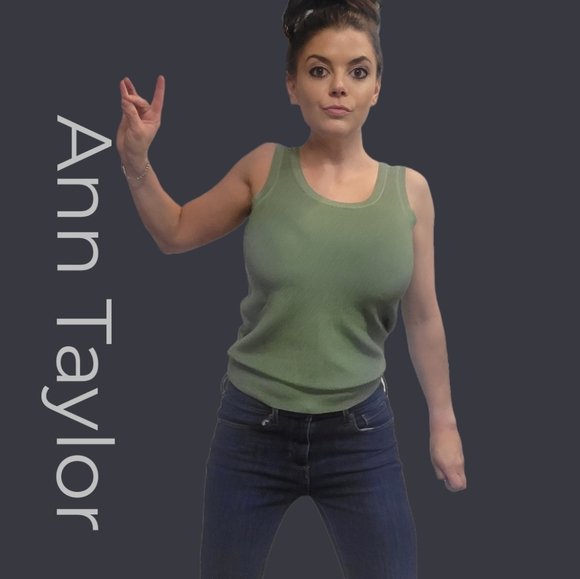 Ann Taylor knitted Green tank size small - Picture 5 of 6